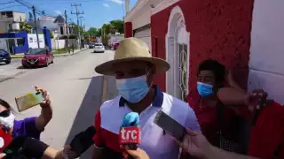 La casilla donde votó el candidato registro José Inurreta Borges, registró largas filas