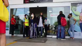 Los vuelos al Aeropuerto de San Francisco de Campeche estaban programados con un arribo entre las 7:40 y 8:00 de la mañana, horario que se cumplió