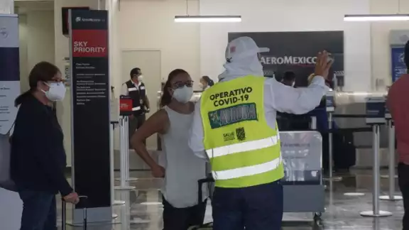 Los pasajeros tendrán que cumplir con todas las disposiciones sanitarias para poder ingresar al Aeropuerto de Campeche Los pasajeros tendrán que cumplir con todas las disposiciones sanitarias para poder ingresar al Aeropuerto de Campeche