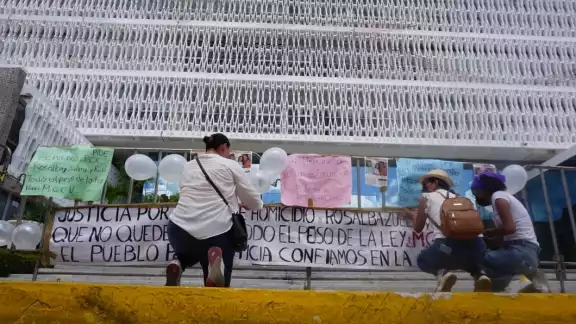 El punto de reunión fue el parque de San Martín; sitio en donde desde las 10 de la mañana empezaron a llegar El punto de reunión fue el parque de San Martín; sitio en donde desde las 10 de la mañana empezaron a llegar