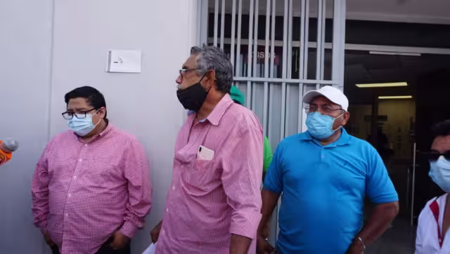 Los taxistas reprocharon que haya obtenido un amparo por 10 mil pesos