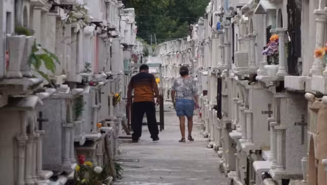 Durante la fiesta de los difuntos comerciantes reportan ventas de hasta 10 mil pesos. Foto: Lucio Blanco