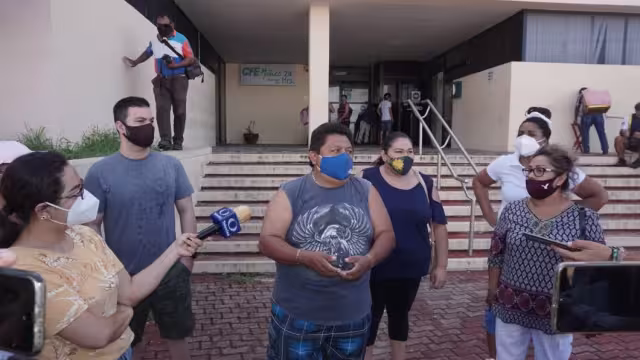 Más de 100 familias son directamente afectadas, entre los que destacan comercios establecidos, docentes y alumnos. Foto: Lucio Blanco