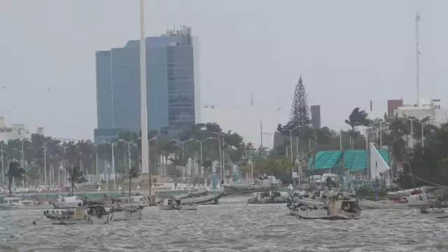 La Secretaría de Protección Civil pide a la ciudadanía estar atentos a los boletines oficiales