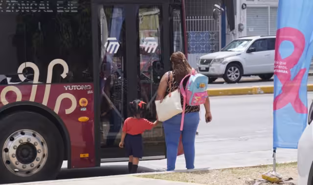 SEP analiza cierre anticipado de clases por ola de calor