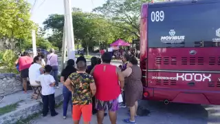Continúa bloqueo en entrada a Siglo XXI y retención de camiones de Ko'ox en Campeche