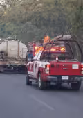 Altas temperaturas provocan incendio en zona de manglar en Campeche