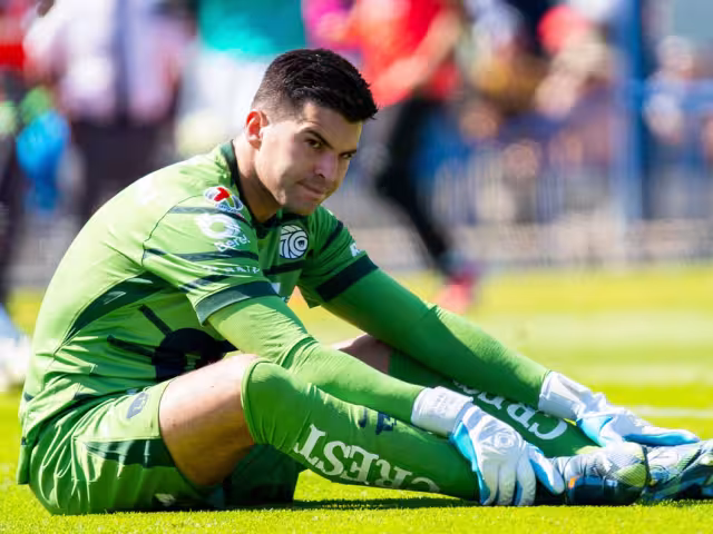 Julio González rompe el silencio