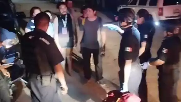 Los jóvenes realizaban labores de conservación cuando fueron atacados Los jóvenes realizaban labores de conservación cuando fueron atacados