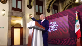 El presidente Andrés Manuel López Obrador reconoció que las iniciativas de reforma presentadas el 5 de febrero, ya no serán discutidas en el Congreso de la Unión