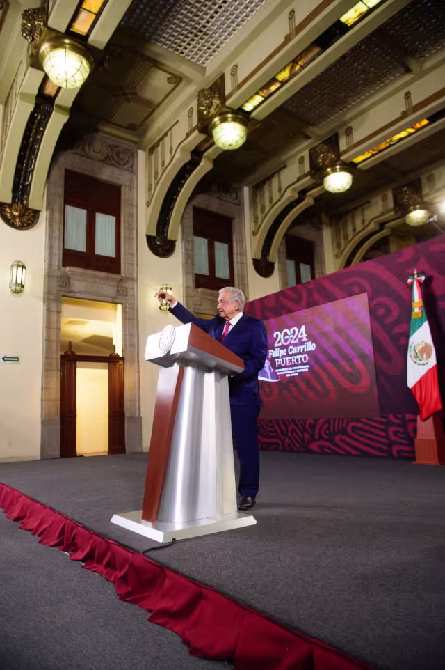 El presidente Andrés Manuel López Obrador reconoció que las iniciativas de reforma presentadas el 5 de febrero, ya no serán discutidas en el Congreso de la Unión