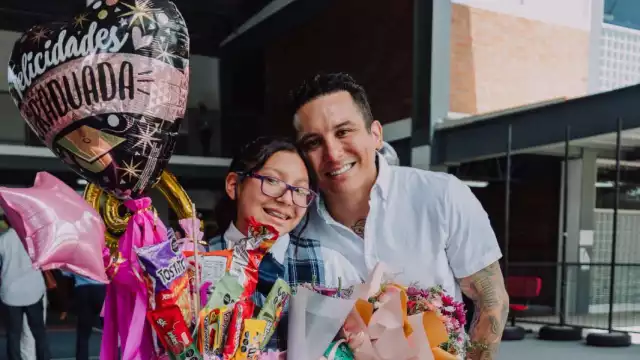 El cantante mostró su lado de padre