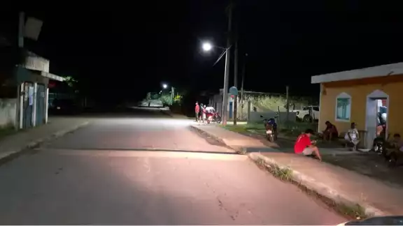 Se constató que hasta ya cerca de las 11 pm no había llegado los ministeriales al lugar Se constató que hasta ya cerca de las 11 pm no había llegado los ministeriales al lugar
