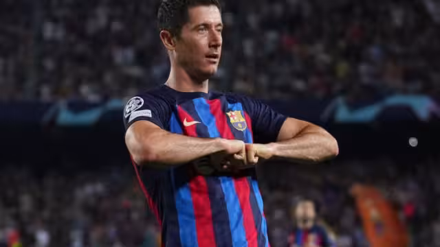 Lewandowski salva al Barcelona al borde de la eliminación con empate en Champions
