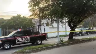 Hombre pierde la vida tras ser atacado a balazos en la colonia Kilómetro 5 de Chetumal