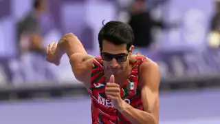 El mexicano estuvo lejos de pasar a la siguiente etapa en los 800 metros