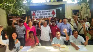 El activista del medio ambiente informó que se encuentran en juntas permanentes con varias organizaciones campesinas y sindicales.