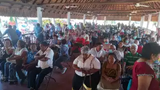 Los inconformes calificaron este hecho como una artimaña de Paco Espinosa, para rasurar a los que no son leales a Esteban Salazar