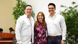 Como vicepresidenta la diputada priista Karla Reina Franco Blanco y como secretarios fueron electos los legisladores Rafael Echazarreta Torres, de Morena