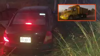 Automovilista ebrio choca contra un volquete y se sale de la vía Tizimín-Sucopo
