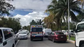 Taxistas de Cancún siguen con su descontento por el ingreso de Uber en Quintana Roo