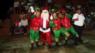 El evento se llevó a cabo en la comunidad de Miguel Hidalgo, donde habitantes criticaron que los elementos acudieran disfrazados en lugar de cuidar al Ejido