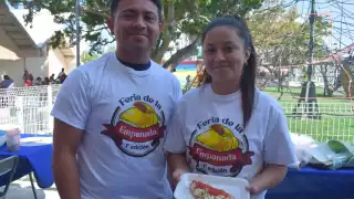 La feria tuvo buena respuesta de las personas, pues muchos se quedaron a comer más de una empanada