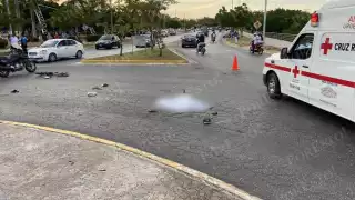 Ciudadanos que observaron el accidente le gritaron al operador para que frenara, pero al no escucharlos, provocó la tragedia