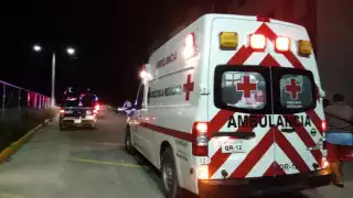 A pesar de que el hombre defendió a su esposa, fue detenido y llevado a los separos