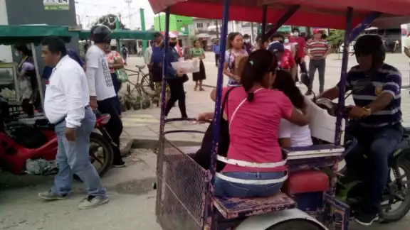El mototaxi llegó a un acuerdo con la afectada para no perder su vehículo El mototaxi llegó a un acuerdo con la afectada para no perder su vehículo