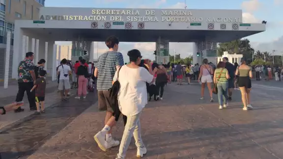 La entrada se realizó bajo estrictos protocolos de seguridad La entrada se realizó bajo estrictos protocolos de seguridad