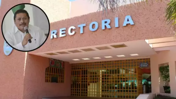 El exrector enfrentó una crisis de dos semanas que comenzó con reclamos de los jubilados y sumó sindicalizados y estudiantes El exrector enfrentó una crisis de dos semanas que comenzó con reclamos de los jubilados y sumó sindicalizados y estudiantes