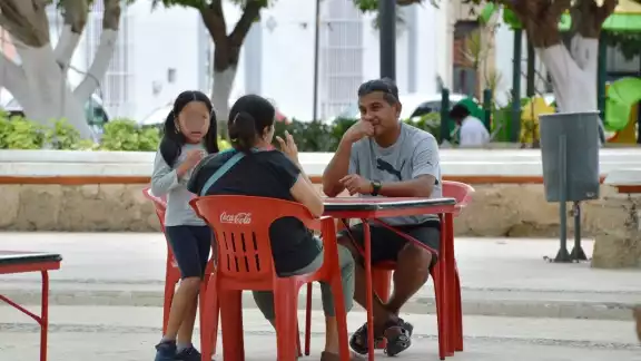 Algunos campechanos comentaron que prefieren ir a espacios más económicos y elegir en la carta los platillos cuyos precios se ajusten a sus carteras
