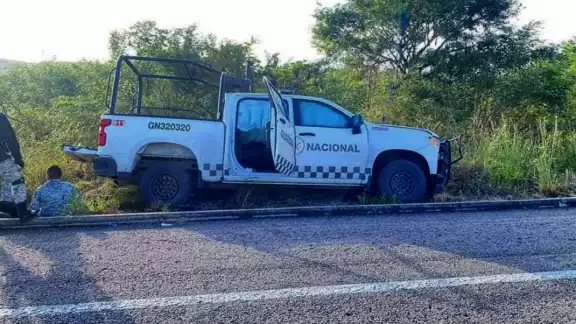 Los elementos de la Guardia Nacional fueron atendidos en el lugar Los elementos de la Guardia Nacional fueron atendidos en el lugar