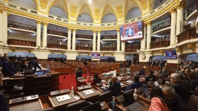 Se espera que a las 15:00 horas tome protesta la nueva Presidenta de Perú