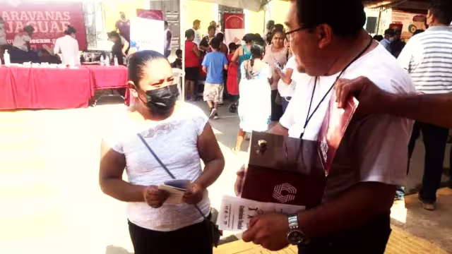 La mayoría sí son denuncias en contra de los servidores y la gente de lo que se queja es de malos tratos, aunque también nos felicitan, señala la Secont