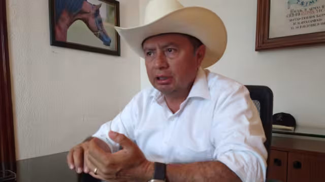 El edil señaló que “ninguna mujer le puede hacer frente” por lo que ordenó que se cierre el espacio de atención ciudadana en Colonia Yucatá