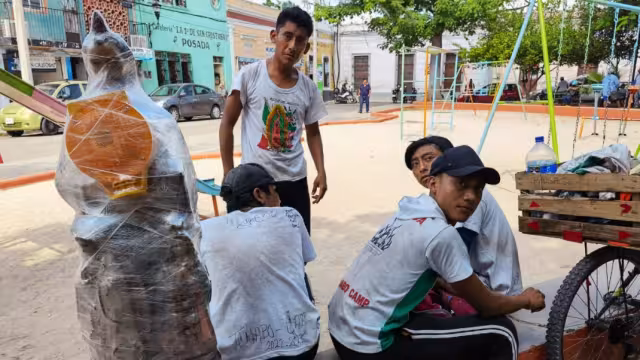 La travesía es pensando en su familia, principalmente “pidiéndole a la Virgen por mi mamá y mi hija de tres años"