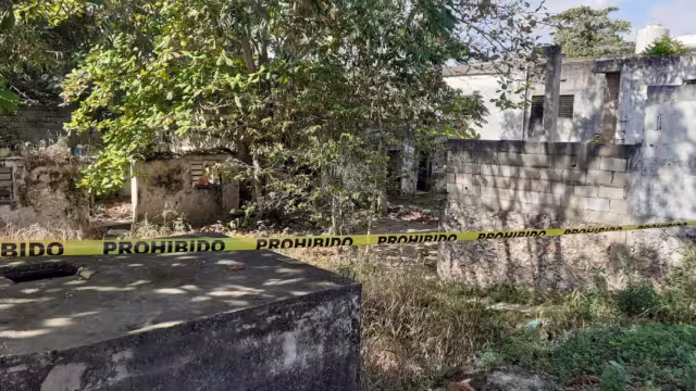 La casa donde fue encontrado está ubicada cerca de una gasolinera, por lo que fue fácil ver el cuerpo