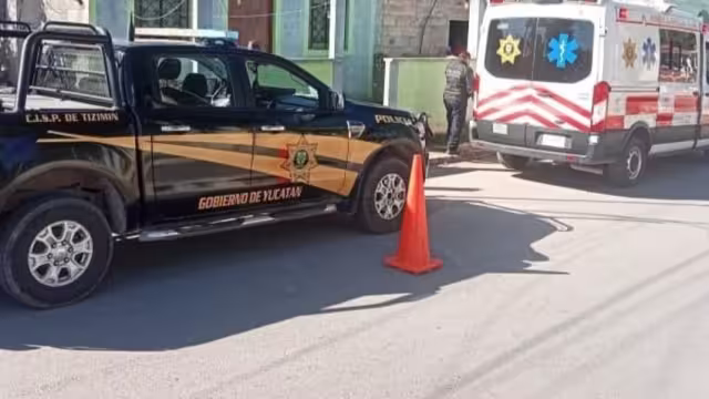 Tras varios minutos este no contestó por lo que su padre se preocupó