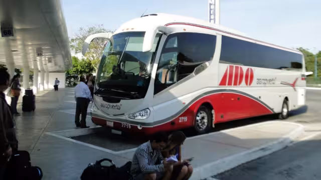 Existen taquillas en las tres terminales del aeropuerto de Cancún