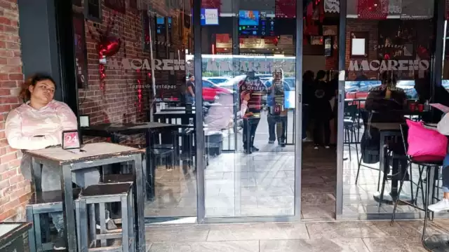 Soloalgunos aficionados se prepararon disfrutar del Súper Tazón