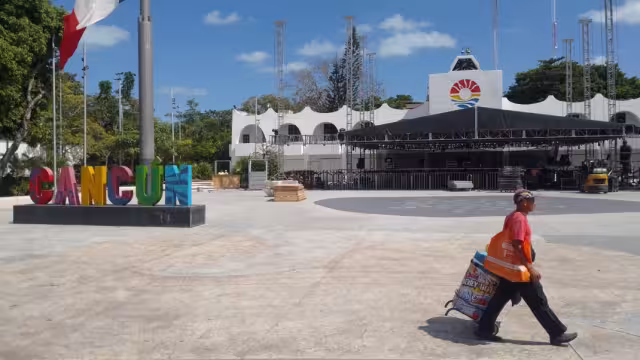 Este viernes se presentan Yahir y Ninel Conde en el Carnaval de Cancún 2023