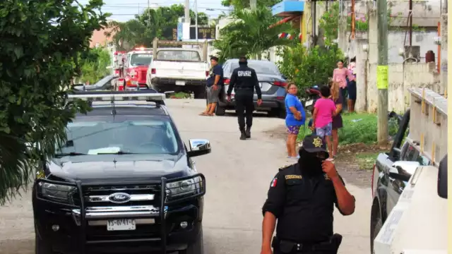 Al verse descubierto el ladrón intentó darse a la fuga, pero fue detenido momento después