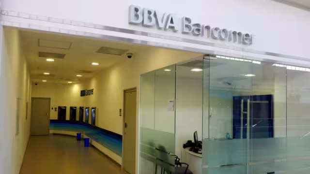 Algunos bancos se podrían sumar a la suspensión de labores de este martes
