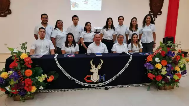 Colegio México Bachillerato, de Acoxpa; Centro Universitario México, de Ciudad de México; Colegio Cervantes Costa Rica, son algunos de los participantes