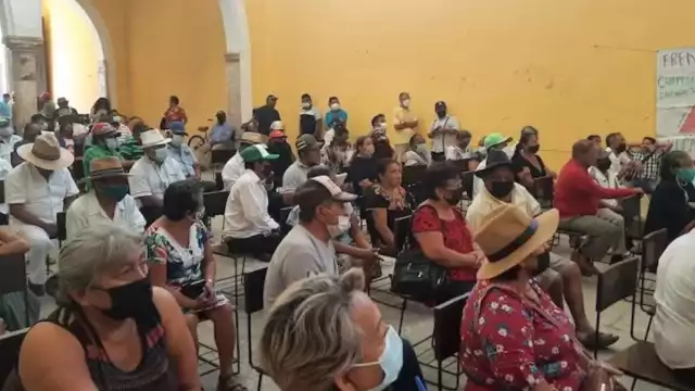 Los jornaleros señalaron que los terrenos, en disputa desde hace 12 años, se ubican junto a la hacienda de Tebec, “pertenecen a Reyes, pero tenemos pruebas de que son ejidales