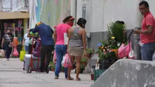 Locatarios de Ciudad del Carmen expresan molestia por comercio informal