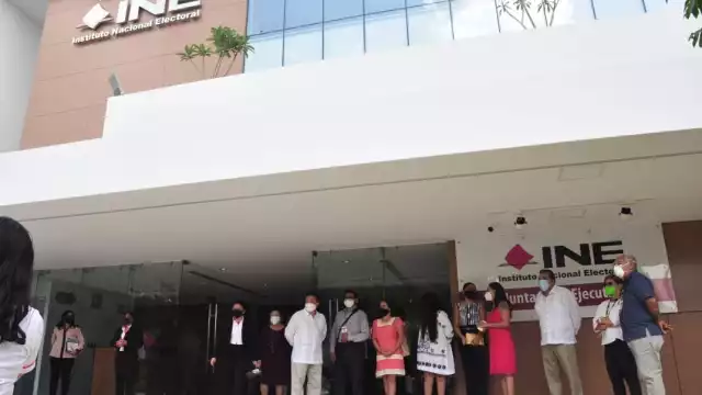 El edificio se encuentra en la colonia México, al Norte de la Ciudad Blanca