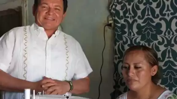 El Gobernador resaltó el esfuerzo de las mujeres yucatecas para salir adelante. El Gobernador resaltó el esfuerzo de las mujeres yucatecas para salir adelante.